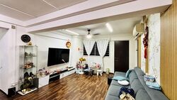 Blk 304 Fuchun Neighbourhood Centre (Woodlands), HDB Executive #529834611